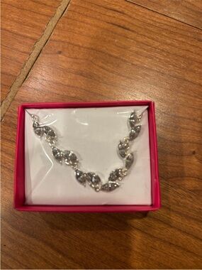 Silver Crystal Leaf Link Bracelet - Women Jewelry